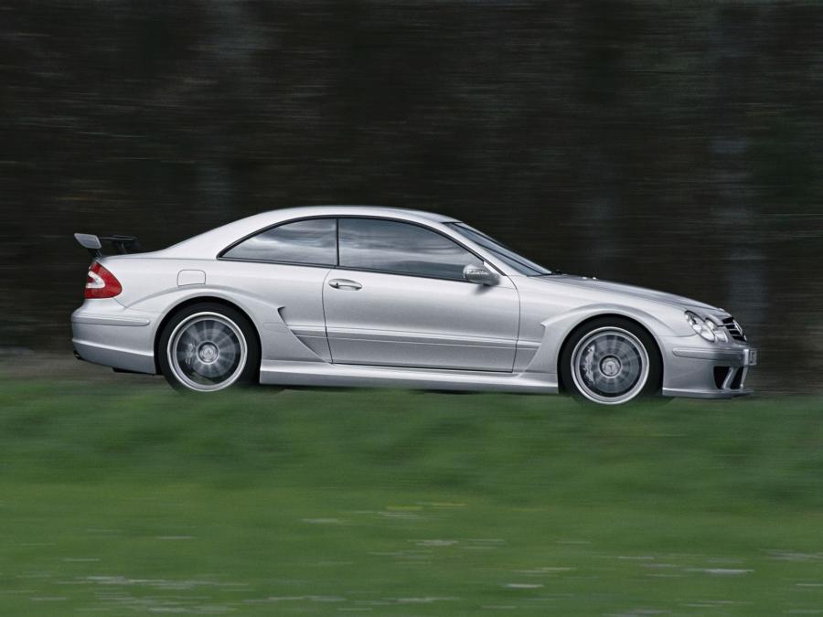  Mercedes-Benz CLK55 AMG DTM Street Version 2004 года  (фото 4 из 21)